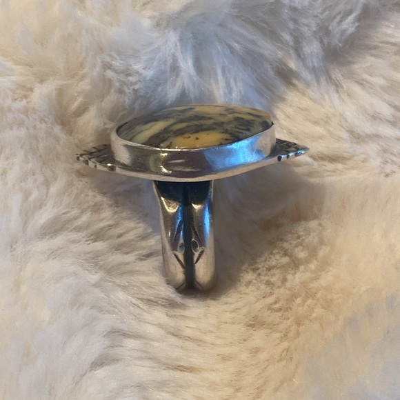 Yellow Agate Ring - Picture 3 of 6